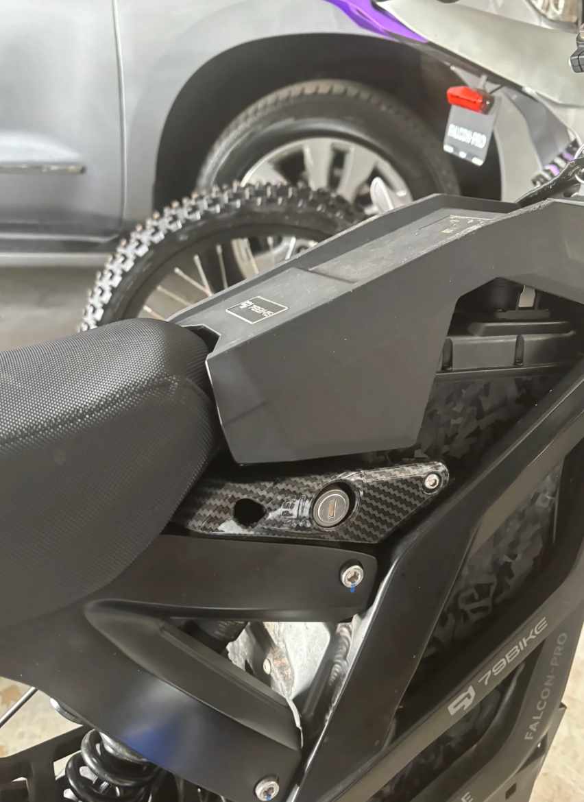 Carbon Fiber Battery Under Peice